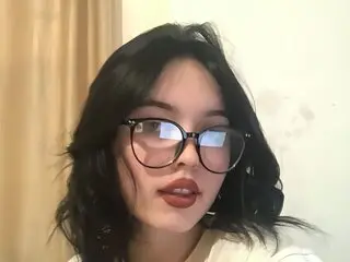 Cam live real AlicePlug