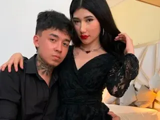 Live toy show AlisonAndNathan