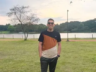 Real shows porn AlonsoMassimo