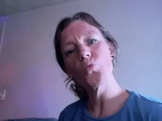 Livejasmin.com cam fuck BessyLou