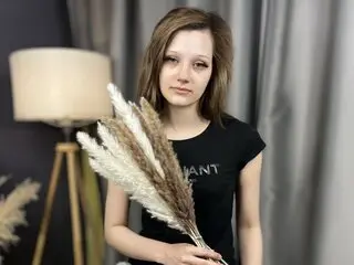 Livejasmin.com shows online CateEmbury