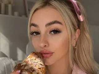 Adult porn shows EvaVibe