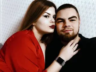 Shows cam online JamesAndLissa