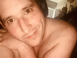 Pics show amateur JonathanHolmberg