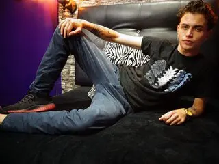 Real porn pics LeonardoCastro