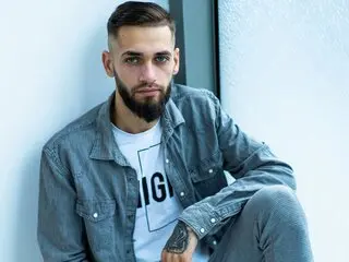 Camshow camshow online LukeDonovan