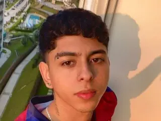 Cam shows camshow NohaDrake