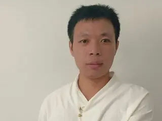 Livesex pictures webcam RobertChen